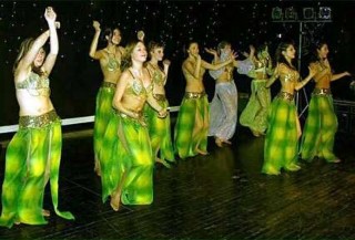 Thành phố Paris của Pháp luôn là điểm đến du lịch hấp dẫn đối với mọi 1