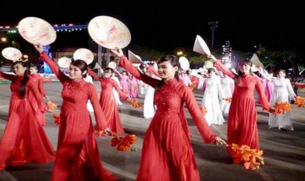 Lễ hội Hoa Phượng Đỏ Hải Phòng và thực trạng tổ chức lễ hội lần thứ nhất 2012 ﻿ - 13