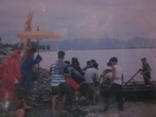 Lễ rước nước ảnh tư liệu Toàn cản 3 gian Đình Hoàng Châu Tòa Thiêu 4