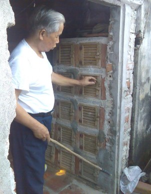 Bác Học và khu nuôi rắn của gia đình 6