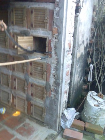 Bác Học và khu nuôi rắn của gia đình 7