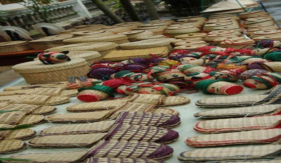 Sản phẩm du lịch làm từ cói vùng Kim Sơn Làng nghề thêu Văn Lâm Đánh giá 5