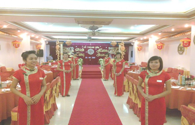 Nhân viên lễ tân làm thủ tục check in cho khách PHẦN MỞ ĐẦU MỤC LỤC 1 Lý do 5