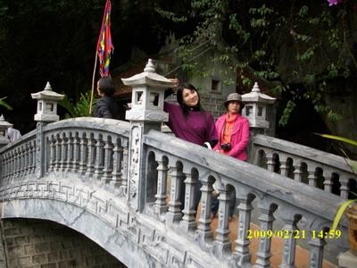 Cõi Phật Bên trong các hang động Tràng An Du thuyền trên các thung nước Tràng An 12