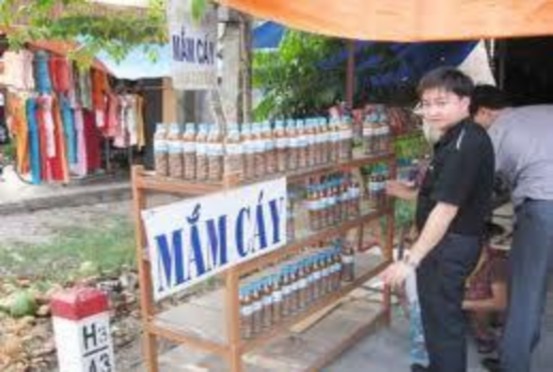 Mắm cáy Hải Dương Bún cá rô đồng Vải thiều Thanh Hà Nông dân thu hoạch vải 9