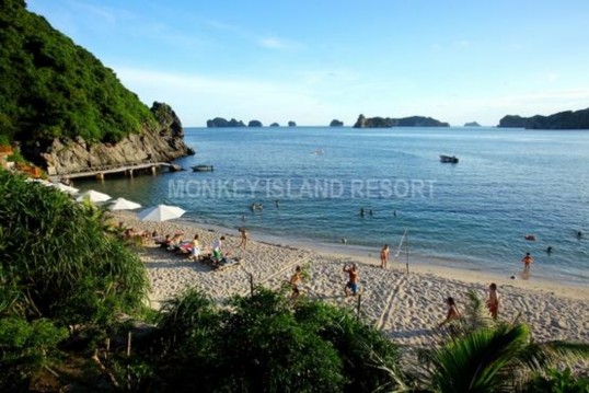 Hình 4 Bãi biển Đảo Khỉ Cát Bà 7