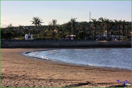 Hình 5 Bãi biển tại Hòn Dáu Resort Đồ Sơn 2 Một số hình ảnh về Team 1