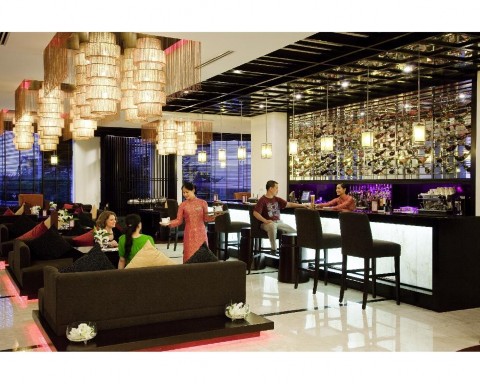 BAR TẠI TIỀN SẢNH 1