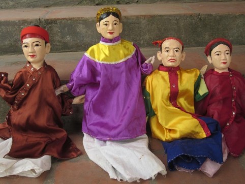 Các nhân vật múa rối cạn Nghệ nhân múa rối Đào Minh Tuân PHẦN MỞ ĐẦU 1 10