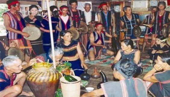 Lễ đón nhận bằng Không gian văn hóa cồng chiêng Tây Nguyên là kiệt tác truyền 7