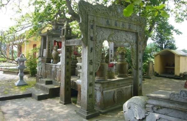 Đền đá Kinh Sơn công trình kiến trúc nghệ thuật độc đáo Làng nghề dệt 5