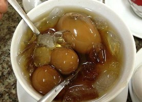 Hình 27 Hủ tíu Hồ Hình 28 Chè trứng Phụ lục 2 Khu phố ẩm thực cơ sở kinh 29