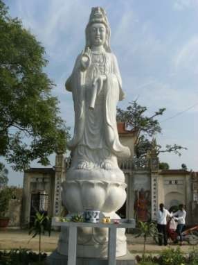 Tượng Bụt chùa ngoài đồng Tượng Bụt chùa trong làng Đình làng Lỗ Khê Bút 1