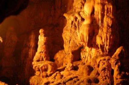 Ảnh 9 Những hình thù kỳ dị trong hang động vùng Tam Cốc – Bích Động Phụ 6