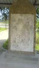 Các tấm bia tại từ đường họ Mạc Gian thờ vua Mạc Đăng Dung và vua Mạc 3