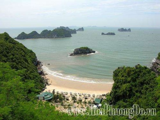 Hình 2 Khu du lịch Cát Bà Hình 3 Trung tâm mua sắm cao cấp Hình 4 Dải vườn hoa 2