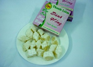 Rượu Bàu Đá Nguồn www vietnamtourism com Bánh hồng Nguồn www dulich vnexpress net 4