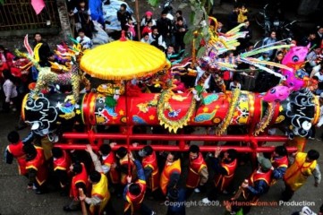 Lễ hội làng Đồng Kỵ Linh vật bằng đá ở chùa Phật Tích Đấu vật trong 1