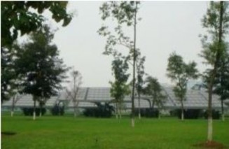 Hình 1 17 Dàn pin NLMT tại Trung tâm Hội nghị Quốc gia Mỹ Đình Hình 1 18 Dàn pin 5