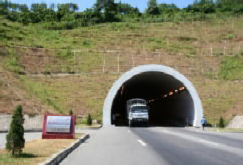 Cầu Việt trì Hầm Đ èo Ngang Cầu Rạch Miễu nhị p chính 270 m Hầm chui trướ c 2