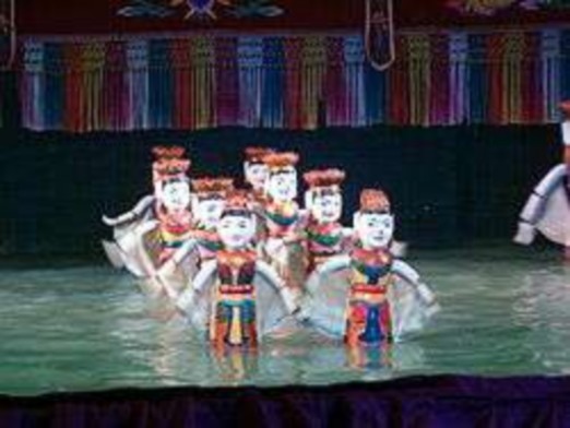 Múa rối nước Nhân Hoà Miếu Cựu Đ iện Trạng trình Nguyễn Bỉnh Khiêm Đ ình 4