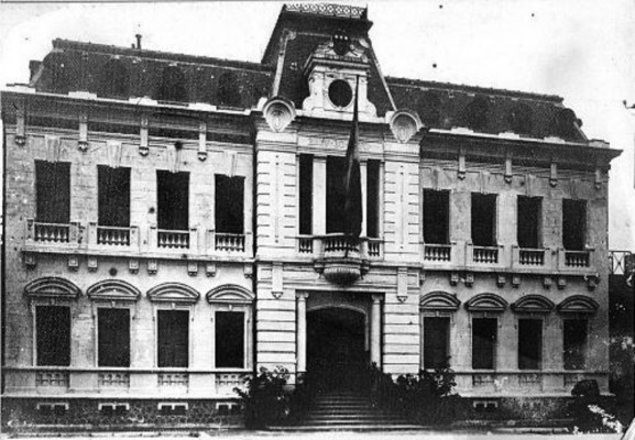 Hình 7 Tòa Thị chính Hải Phòng Tòa Đốc lý Hình 8 Nay là trụ sở UBND Thành 6