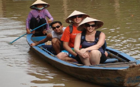 Đồng bằng sông Cửu Long Phân biệt loại hình du lịch homestay với các loại 5