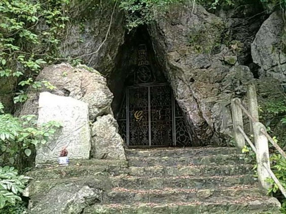 Hang Già Vị Tài liệu tham khảo 1 An Lão quê hương em UBND huyện AN lão NXB Hải 8