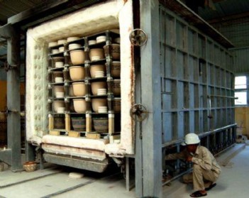 Lò nung gốm bằng gas Hình ảnh sản xuất tại làng nghề Chợ Gốm Bát Tràng nằm 6