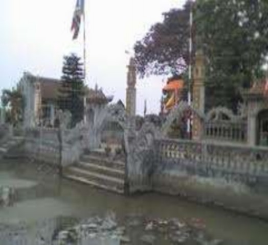 Miếu Bến Vua Suối khoáng nóng Tiên Lãng 2