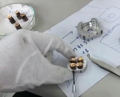 Răng được trải qua chu trình pH Răng sau khi được cắt Mẫu răng nghiên cứu 8