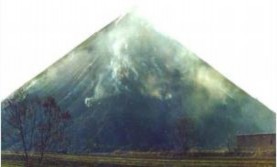 Hình 1 4 Bãi thải hình nón điển hình tại khu vực khai thác Yanzhou tỉnh Sơn 2