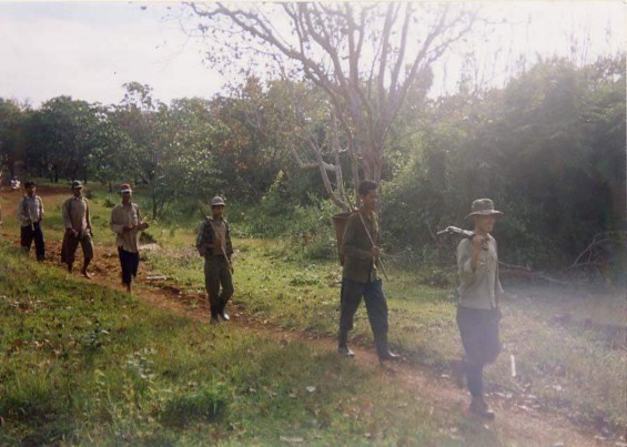 Hình 4 14 Hình ảnh về người dân tham gia bảo vệ rừng 104 6