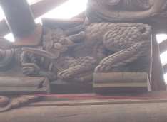 Bản ảnh số 61 Trang trí trên cốn gian cạnh đình Tình Quang Đề tài Lân 13