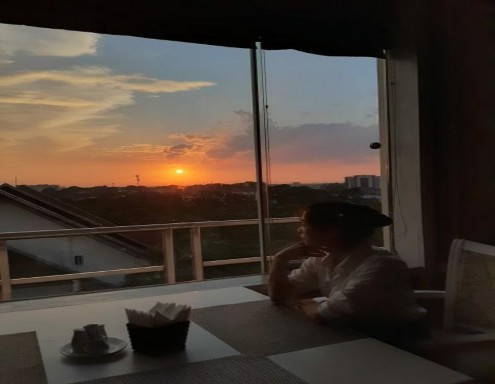 Hình 9 Ngắm chiều Hoàng Hôn tại Nhà hàng Hoàng Gia 4