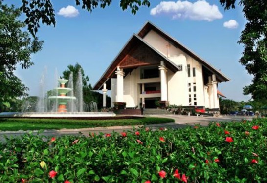 Hình 2 Trung tâm hội nghị Nhà Thủ đô Hình 3 Tiệc cưới tại Nhà hàng Thủ 2