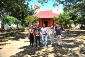 Nhà thờ Bác Hồ CN Vân Hòa Di tích địa đạo gò Thì Thùng CN Vân Hòa Khu vực 24