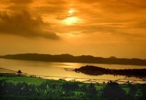 Hình 2 5 Vịnh Xuân Đài ảnh Dương Thanh Xuân Hình 2 6 Đầm Ô Loan ảnh 2