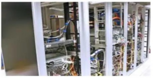 Hình 1 14 Hệ thống tản nhiệt bằng chất lỏng dùng bơm trong máy chủ của 1