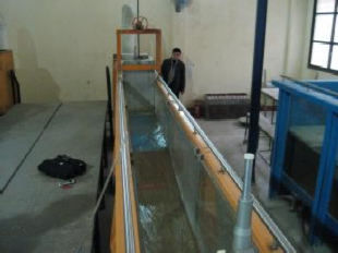 Hình 3 28 Điều chỉnh lưu lượng chảy qua mô hình Kết quả thí nghiệm được 10