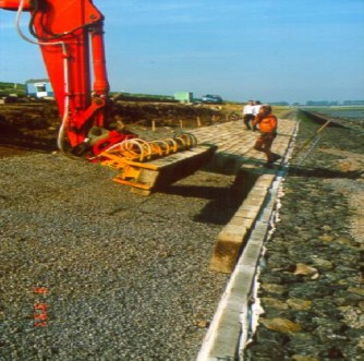 Hình 1 5 Cấu kiện bê tông gia cố dạng cột Tính đến thời điểm hiện tại 6