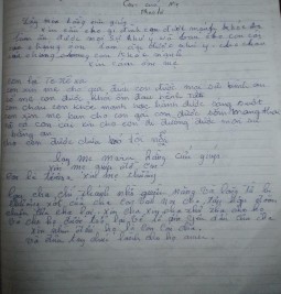 Ảnh 4 4 Lời cầu xin của tín đồ trong cuốn sổ tại đền Đức Mẹ giáo xứ 1