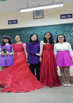 2 4 Cô giáo Nguyễn Phương Trinh và sản phẩm thiết kế thời trang Trường THCS 4