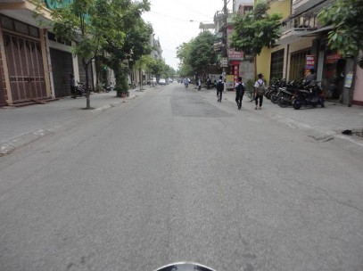 Hình 4 13 Đường Lê Đại Hành Nguồn Tác giả Bảng 4 12 Hiện trạng cây xanh 1