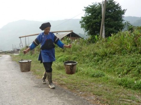 Phụ lục 4 3 Phụ nữ Tu Dí trong trang phục đời thường Phụ lục 4 4 Phụ nữ 4