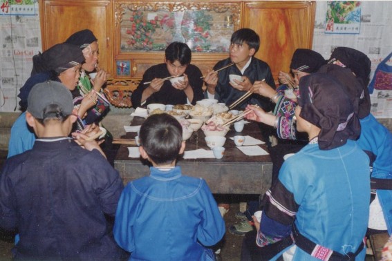 Phụ lục 5 5 Mâm cỗ cưới gồm 8 món ăn truyền thống của người Tu Dí Phụ 9