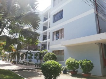 Bài toán điểm danh học sinh phân nhóm theo phòng có kết quả trong bảng 4 7 và 5