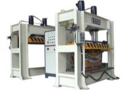 Hình 2 7 Máy ép cáo tần hoá mềm và uốn ép gỗ Nguồn Dimitar H Angelski 4