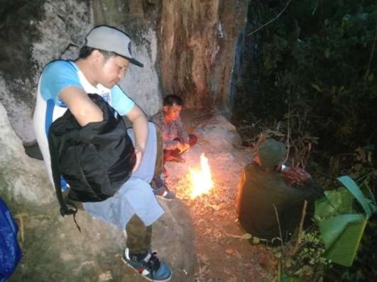 10 Nhóm điều tra ở tỉnh Xiêng Khoảng 11 Dạng lỗ hang và vách đá ở tỉnh 14