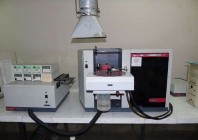 Hình 4 Máy GF AAS Varian Hình 5 Máy HPLC Hình 6 Máy UV Vis HP Hình 7 Kính hiển vi 4